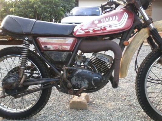 ขาย DT100 มีเล่มไม่ได้ตามชุดโอนภาษีขาดเครื่องดีแห้งๆอะไหล่เดิมครบเหมาะกับนักปั้น ขาย 11500 บาท