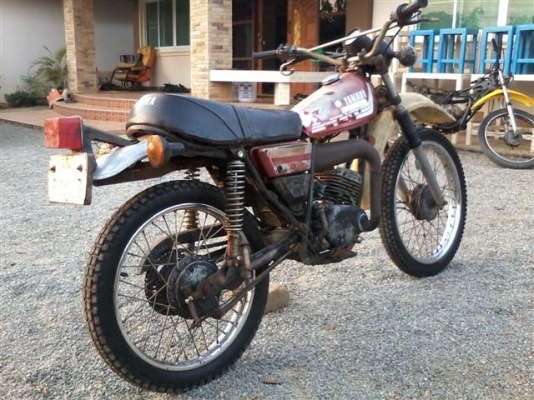 ขาย DT100 มีเล่มไม่ได้ตามชุดโอนภาษีขาดเครื่องดีแห้งๆอะไหล่เดิมครบเหมาะกับนักปั้น ขาย 11500 บาท