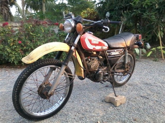 ขาย DT100 มีเล่มไม่ได้ตามชุดโอนภาษีขาดเครื่องดีแห้งๆอะไหล่เดิมครบเหมาะกับนักปั้น ขาย 11500 บาท