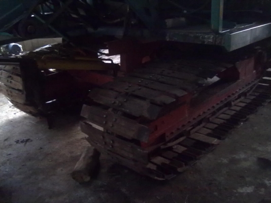 รถเกี่ยวข้าวไทยเส็ง พร้อมเกี่ยว