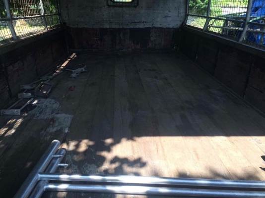 ขาย กะบะ 4 ล้อ ขนาด 1.75 x 3.20 m.   คัทซี 80 cm.  และ 70 cm.