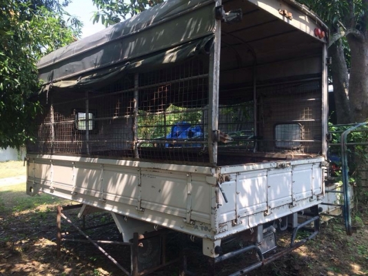 ขาย กะบะ 4 ล้อ ขนาด 1.75 x 3.20 m.   คัทซี 80 cm.  และ 70 cm.