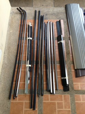 คิ้วรอบคัน Benz W123 สภาพดี ราคาไม่แพง