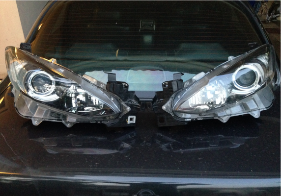 ไฟหน้า Mazda 3 ตัวใหม่ล่าสุด สภาพใสใส วัยรุ่นชอบ ราคาถูกมาก