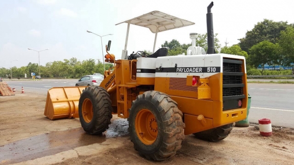 ขายรถตัก KOMATSU 510 สภาพสวยพร้อมใช้ ต่อแขนเรียบร้อย เครื่องดีไม่มีเยิ้ม ปั้มดี ยางเต็ม ราคาต่อรองได้