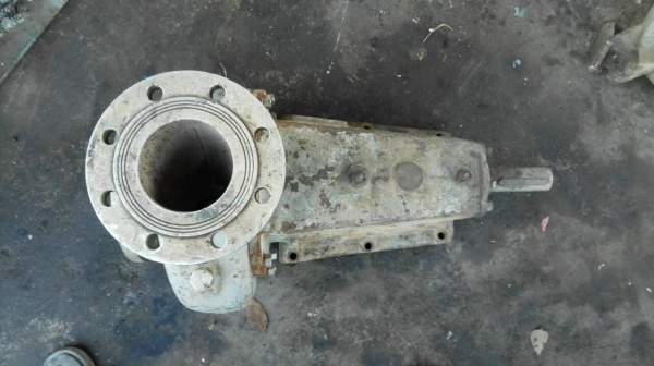 Sell>> ปั้มหอยโข่งสแตนเลส เข้า 5"- 4" สภาพสวยพร้อมใช้งาน!!