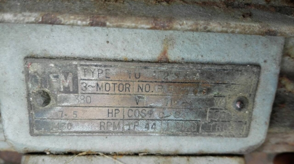 Sell>> ปั้มหอยโข่งสแตนเลส เข้า 5"- 4" ชนมอเตอร์ 7.5 HP. 380V. สภาพสวย พร้อมใช้งาน!!