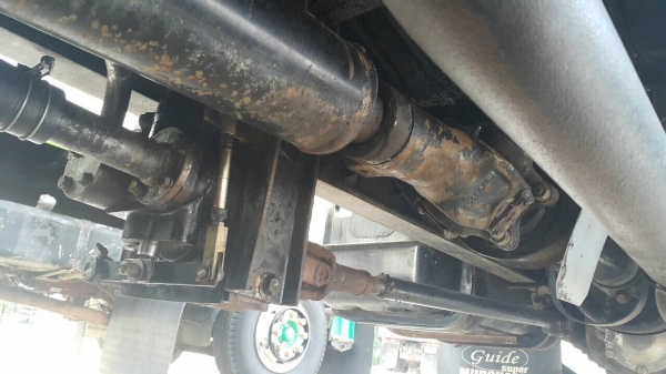 ขายด่วนสิบล้อดั้มสองเพลา 225แรง ปี50 M5 เครื่องเกียร์เดิม แอร์เย็น ยางดี ขายด่วนสิบล้อดั้มสองเพลา 225แรง ปี50 M5 เครื่องเกียร์เดิม แอร์เย็น ยางดี