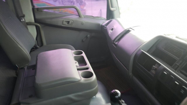 ขายด่วนสิบล้อดั้มสองเพลา 225แรง ปี50 M5 เครื่องเกียร์เดิม แอร์เย็น ยางดี ขายด่วนสิบล้อดั้มสองเพลา 225แรง ปี50 M5 เครื่องเกียร์เดิม แอร์เย็น ยางดี