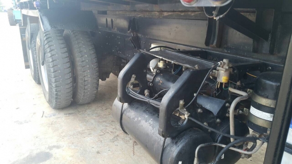 ขายด่วนสิบล้อดั้มสองเพลา 225แรง ปี50 M5 เครื่องเกียร์เดิม แอร์เย็น ยางดี ขายด่วนสิบล้อดั้มสองเพลา 225แรง ปี50 M5 เครื่องเกียร์เดิม แอร์เย็น ยางดี