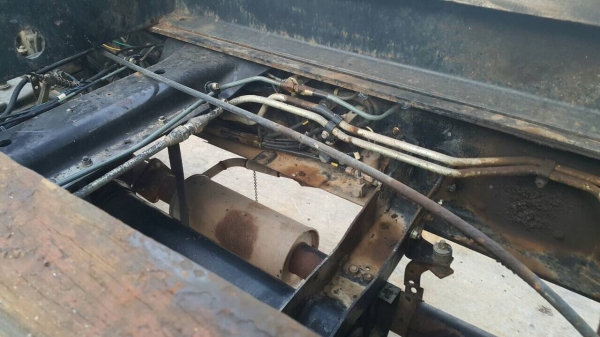 ขายด่วนสิบล้อดั้มสองเพลา 225แรง ปี50 M5 เครื่องเกียร์เดิม แอร์เย็น ยางดี ขายด่วนสิบล้อดั้มสองเพลา 225แรง ปี50 M5 เครื่องเกียร์เดิม แอร์เย็น ยางดี