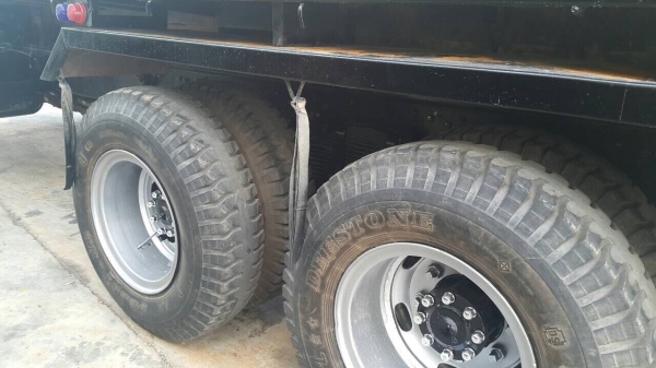 ขายด่วนสิบล้อดั้มสองเพลา 225แรง ปี50 M5 เครื่องเกียร์เดิม แอร์เย็น ยางดี ขายด่วนสิบล้อดั้มสองเพลา 225แรง ปี50 M5 เครื่องเกียร์เดิม แอร์เย็น ยางดี