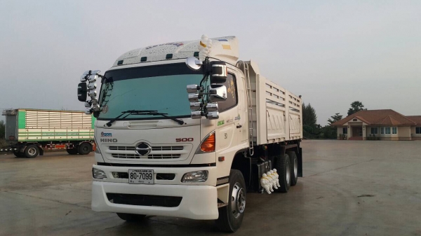 ขายด่วนสิบล้อดั้มสองเพลา 225แรง ปี50 M5 เครื่องเกียร์เดิม แอร์เย็น ยางดี ขายด่วนสิบล้อดั้มสองเพลา 225แรง ปี50 M5 เครื่องเกียร์เดิม แอร์เย็น ยางดี