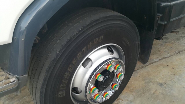 ขายด่วนสิบล้อดั้มสองเพลา 225แรง ปี50 M5 เครื่องเกียร์เดิม แอร์เย็น ยางดี ขายด่วนสิบล้อดั้มสองเพลา 225แรง ปี50 M5 เครื่องเกียร์เดิม แอร์เย็น ยางดี