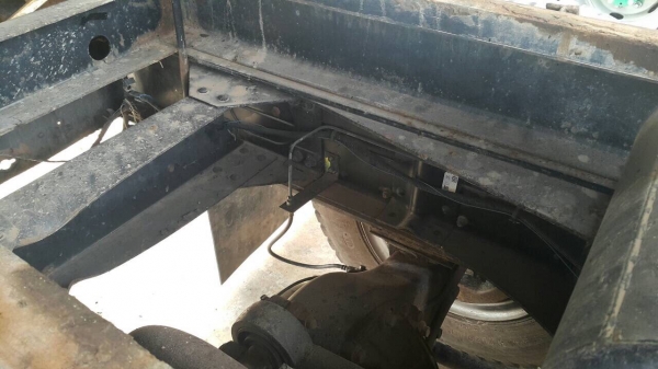 ขายด่วนสิบล้อดั้มสองเพลา 225แรง ปี50 M5 เครื่องเกียร์เดิม แอร์เย็น ยางดี