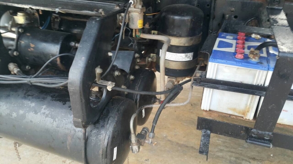 ขายด่วนสิบล้อดั้มสองเพลา 225แรง ปี50 M5 เครื่องเกียร์เดิม แอร์เย็น ยางดี ขายด่วนสิบล้อดั้มสองเพลา 225แรง ปี50 M5 เครื่องเกียร์เดิม แอร์เย็น ยางดี