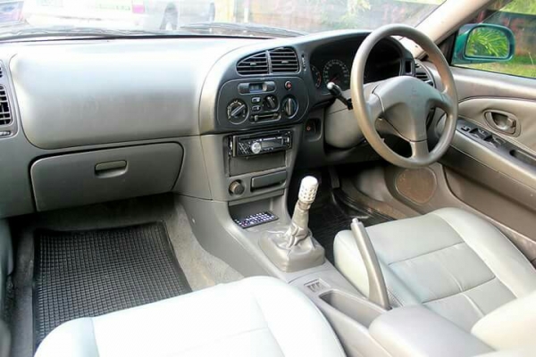 mitsuท้ายเบ้นปี2000 1.6mt mitsuท้ายเบ้นปี2000 1.6mt