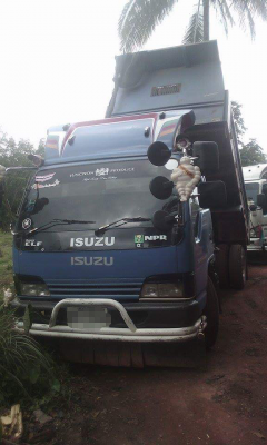 ISUZU NPR 130