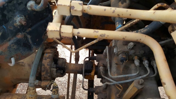 ขายรถตัก KOMATSU SD23P-1 รถใช้งานได้ปกติ เครื่องดี ราคาต่อรองได้ครับ ขายรถตัก KOMATSU SD23P-1 รถใช้งานได้ปกติ เครื่องดี ราคาต่อรองได้ครับ