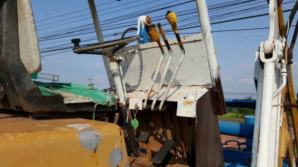 ขายรถตัก KOMATSU SD23P-1 รถใช้งานได้ปกติ เครื่องดี ราคาต่อรองได้ครับ ขายรถตัก KOMATSU SD23P-1 รถใช้งานได้ปกติ เครื่องดี ราคาต่อรองได้ครับ