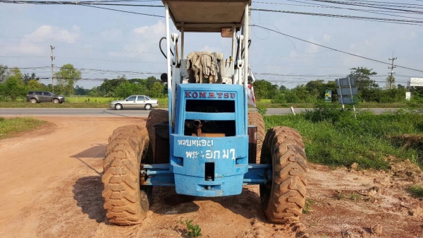 ขายรถตัก KOMATSU SD23P-1 รถใช้งานได้ปกติ เครื่องดี ราคาต่อรองได้ครับ ขายรถตัก KOMATSU SD23P-1 รถใช้งานได้ปกติ เครื่องดี ราคาต่อรองได้ครับ