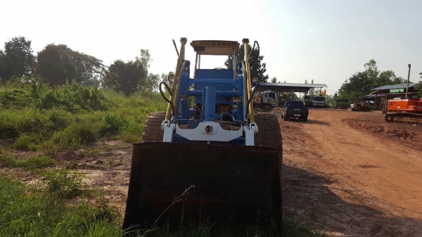 ขายรถตัก KOMATSU SD23P-1 รถใช้งานได้ปกติ เครื่องดี ราคาต่อรองได้ครับ ขายรถตัก KOMATSU SD23P-1 รถใช้งานได้ปกติ เครื่องดี ราคาต่อรองได้ครับ