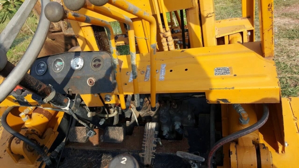 ขายรถฟอร์คลิฟต์ 3.5 ตัน KOMATSU FD35-2 รถใช้งานได้ดี ราคาคุยกันได้ครับ ขายรถฟอร์คลิฟต์ 3.5 ตัน KOMATSU FD35-2 รถใช้งานได้ดี ราคาคุยกันได้ครับ