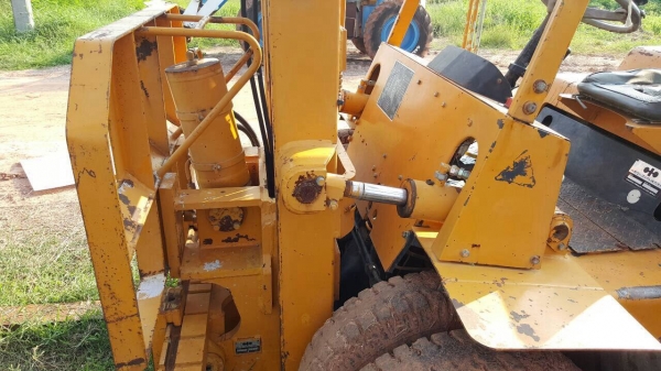 ขายรถฟอร์คลิฟต์ 3.5 ตัน KOMATSU FD35-2 รถใช้งานได้ดี ราคาคุยกันได้ครับ ขายรถฟอร์คลิฟต์ 3.5 ตัน KOMATSU FD35-2 รถใช้งานได้ดี ราคาคุยกันได้ครับ