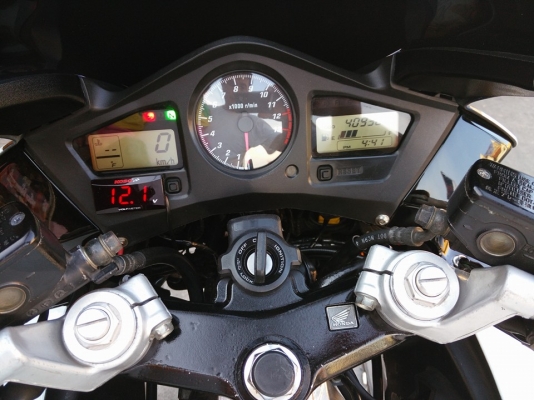 ขายครับ HONDA VFR800 V-TEC ปี2005 หัวฉีด กุญแจชิพ ไมค์ดิจิตอล ทะเบียนพร้อมโอน จัดไฟแนนได้ครับ สภาพจบพร้อมออกทริป