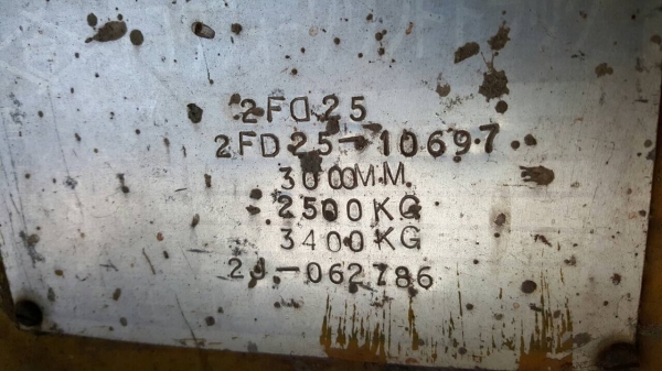 ขายฟอร์คลิฟต์ 2.5 ตัน TOYOTA รถใช้งานได้ปกติ ราคาคุยได้ครับ