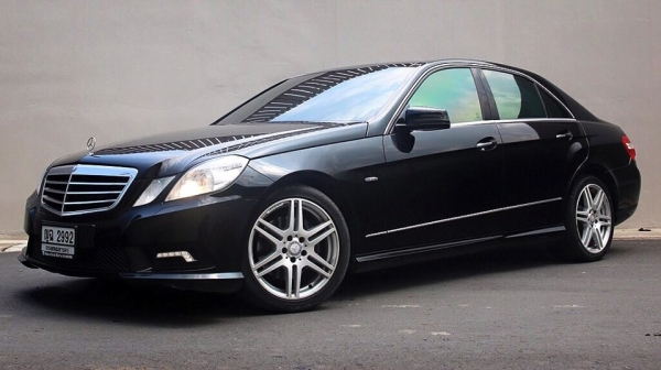 ขาย BENZ E250 CGI ปี2011 สีดำ เกียร์ AUTO รุ่น AVANTGARDE