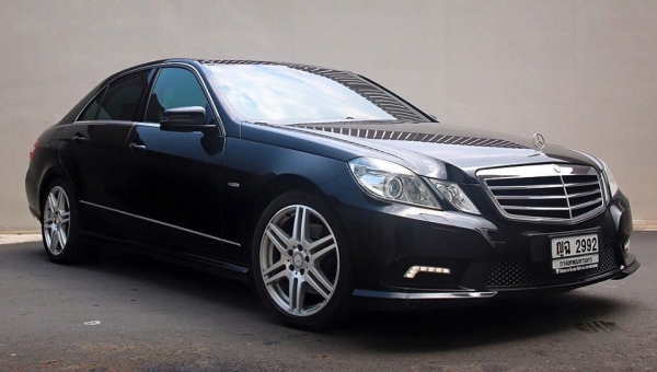 ขาย BENZ E250 CGI ปี2011 สีดำ เกียร์ AUTO รุ่น AVANTGARDE