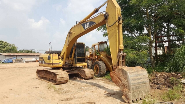 ขายแบคโฮ CAT 320B เอกสารเล่มทะเบียน รถสวยเครื่องดี ปั้มดี ช่วงล่างแน่น โซ่+แทรคเต็ม แอร์เย็น ราคาต่อรองได้ครับ