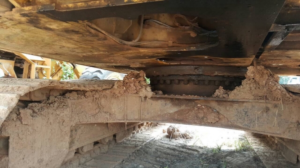 ขายแบคโฮ CAT 320B เอกสารเล่มทะเบียน รถสวยเครื่องดี ปั้มดี ช่วงล่างแน่น โซ่+แทรคเต็ม แอร์เย็น ราคาต่อรองได้ครับ