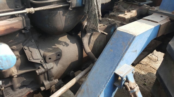 ขายรถไถ FORD 6600 เสื้อลาย เกียร์ใหญ่ ติดคีบ KK เอกสารสัญญาซื้อขาย รถพร้อมใช้ เครื่องดี ราคาต่อรองได้ครับ ขายรถไถ FORD 6600 เสื้อลาย เกียร์ใหญ่ ติดคีบ KK เอกสารสัญญาซื้อขาย รถพร้อมใช้ เครื่องดี ราคาต่อรองได้ครับ