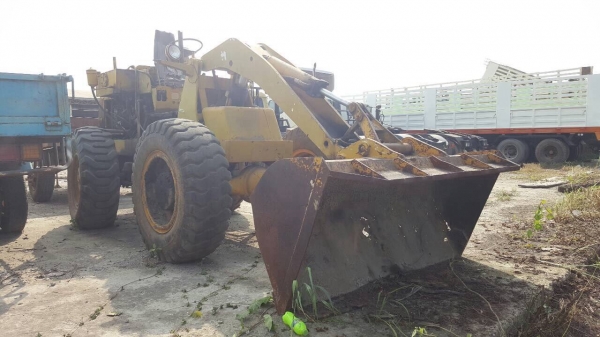 ขายรถตักราคาถูก CLARK รถใช้งานได้ปกติครับ ราคาคุยได้นิดหน่อย