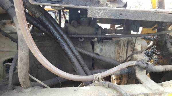 ขายรถตักราคาถูก CLARK รถใช้งานได้ปกติครับ ราคาคุยได้นิดหน่อย