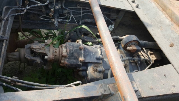 ขายหัวลาก HINO พร้อมใช้ เครื่อง EK100 260 แรงม้า ช่วงล่าง ZM เบรคแห้ง ทะเบียนพร้อมโอน ราคาต่อรองได้