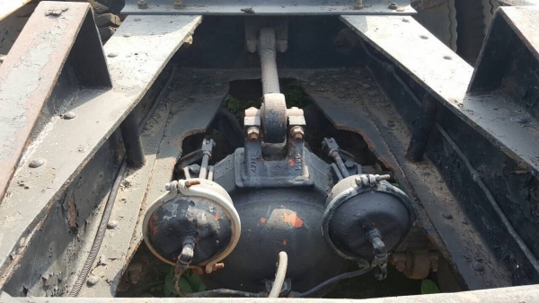 ขายหัวลาก HINO พร้อมใช้ เครื่อง EK100 260 แรงม้า ช่วงล่าง ZM เบรคแห้ง ทะเบียนพร้อมโอน ราคาต่อรองได้