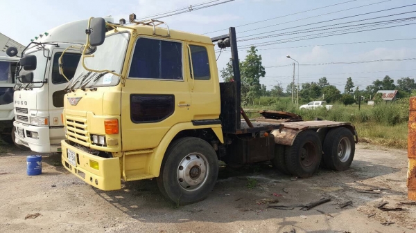 ขายหัวลาก HINO พร้อมใช้ เครื่อง EK100 260 แรงม้า ช่วงล่าง ZM เบรคแห้ง ทะเบียนพร้อมโอน ราคาต่อรองได้