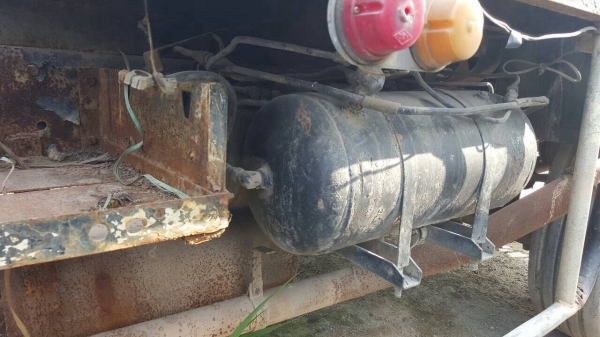 ขายหัวลาก HINO พร้อมใช้ เครื่อง EK100 260 แรงม้า ช่วงล่าง ZM เบรคแห้ง ทะเบียนพร้อมโอน ราคาต่อรองได้