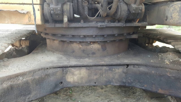 ขายแบคโฮราคาถูก DAEWOO PC200 เอกสารสัญญาซื้อขาย รถใช้งานได้ปกติ ราคาต่อรองได้ครับ