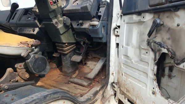 ขายเทนเลอร์ ISUZU JCM วางหัว ROCKY เครื่อง 6BG1 175 แรงม้า เกียร์ใหญ่ สโลว์กลาง เบรคลมดัน พวงมาลัยพาวเวอร์ ทะเบียนครบพร้อมโอนครับ