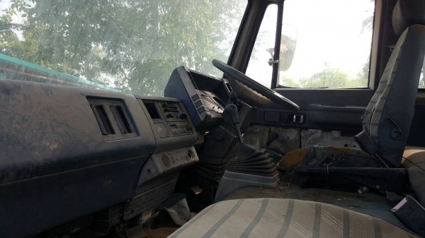 ขายเทนเลอร์ ISUZU JCM วางหัว ROCKY เครื่อง 6BG1 175 แรงม้า เกียร์ใหญ่ สโลว์กลาง เบรคลมดัน พวงมาลัยพาวเวอร์ ทะเบียนครบพร้อมโอนครับ