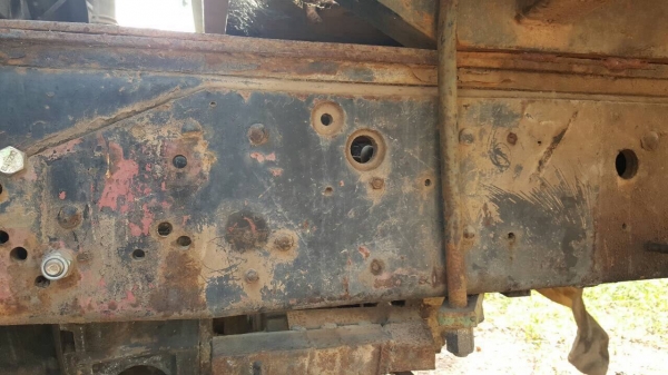 ขายเทนเลอร์ ISUZU JCM วางหัว ROCKY เครื่อง 6BG1 175 แรงม้า เกียร์ใหญ่ สโลว์กลาง เบรคลมดัน พวงมาลัยพาวเวอร์ ทะเบียนครบพร้อมโอนครับ