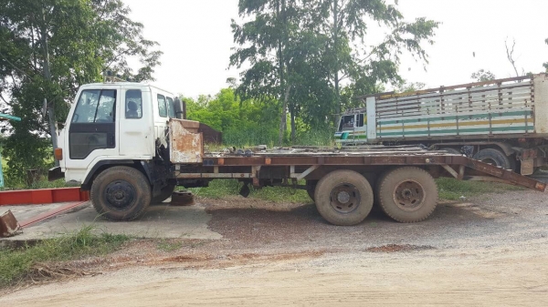 ขายเทนเลอร์ ISUZU JCM วางหัว ROCKY เครื่อง 6BG1 175 แรงม้า เกียร์ใหญ่ สโลว์กลาง เบรคลมดัน พวงมาลัยพาวเวอร์ ทะเบียนครบพร้อมโอนครับ