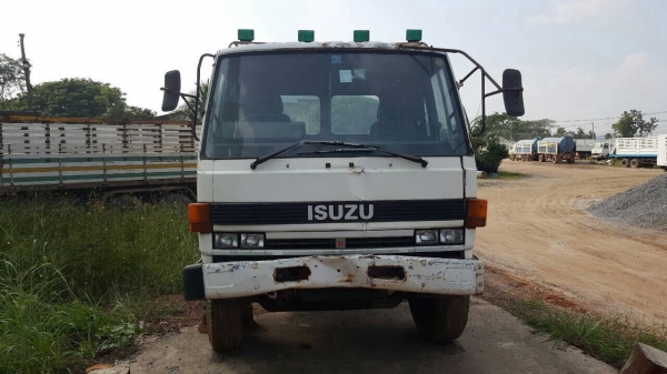 ขายเทนเลอร์ ISUZU JCM วางหัว ROCKY เครื่อง 6BG1 175 แรงม้า เกียร์ใหญ่ สโลว์กลาง เบรคลมดัน พวงมาลัยพาวเวอร์ ทะเบียนครบพร้อมโอนครับ