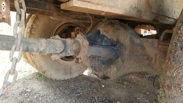 ขายเทนเลอร์ ISUZU JCM วางหัว ROCKY เครื่อง 6BG1 175 แรงม้า เกียร์ใหญ่ สโลว์กลาง เบรคลมดัน พวงมาลัยพาวเวอร์ ทะเบียนครบพร้อมโอนครับ