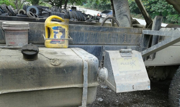 สิบล้อ มิตซู ไอ้หลง FN527M TD 220โบว์ เบรคเกียร์ใหญ่10 สภาพดีสวยพร้อมใช้ ทะเบียนพร้อมโอน