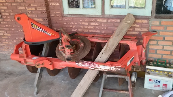 ผานพรวนตราช้าง DH225E 5x22นิ้วสวยๆครับ